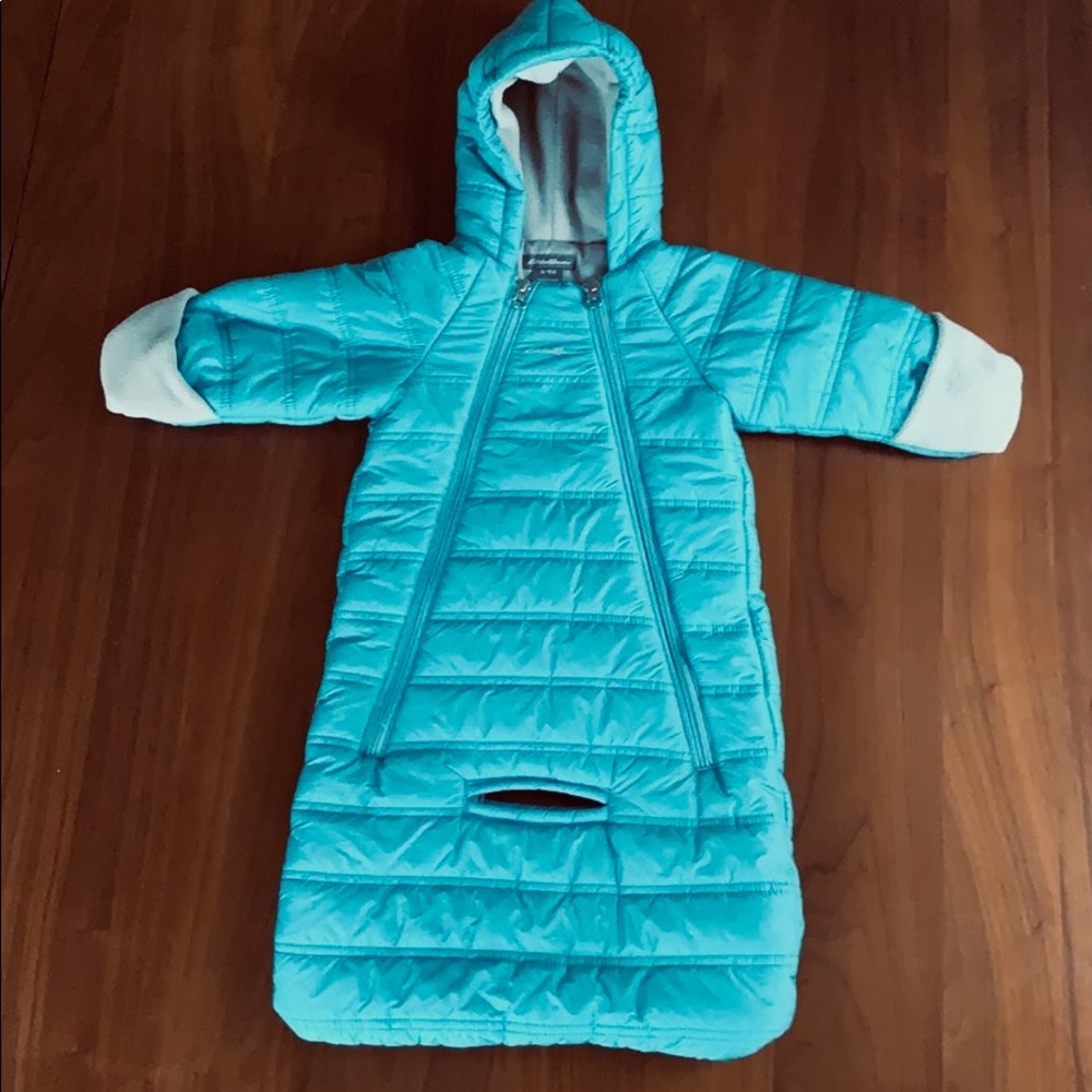 Eddie Bauer, teal baby seatbelt insert snow suit, 6-9 mo